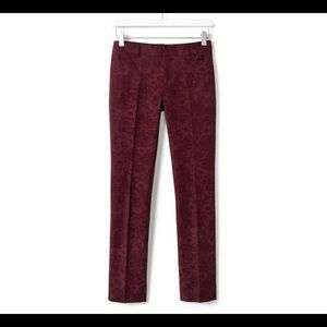 Banana republic Sloan pants size 0 short in maroon